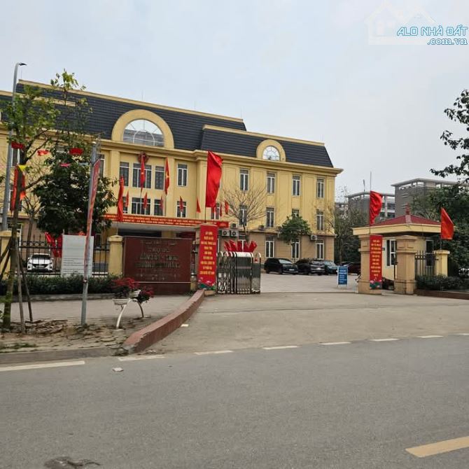 P/L HV Tài Chính Phố Văn Hội, Đức Thắng, BTL -Lô Góc -Kinh Doanh -Ô Tô Tránh - 40m - 7.4Tỷ - 8