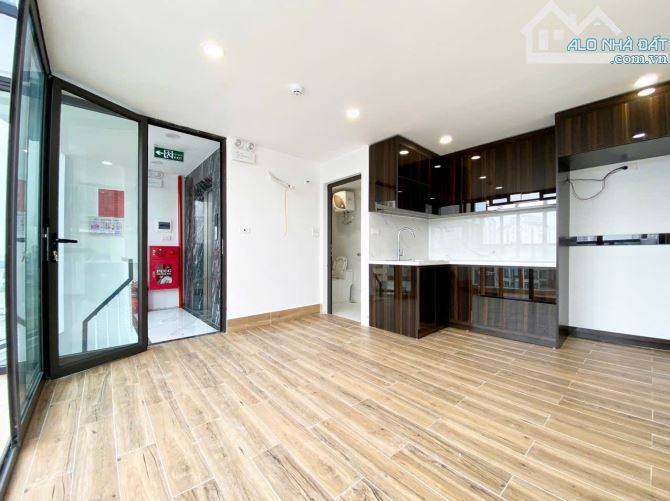 Siêu VIP mặt phố Phạm Văn Đồng Bắc Từ Liêm. Sổ 32m, 9 tầng MT6m4 Giá 20 tỷ - 8