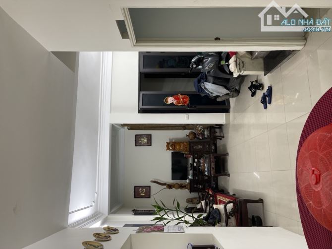 Nhà riêng 4 PHÒNG ngủ TRẦN THÁI TÔNG – 45M² – DÂN XÂY – FULL ĐỒ – GIÁ 8.7 TỶ - 9