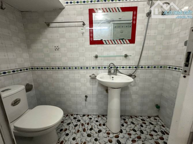 CẦN BÁN CĂN NHÀ 3 TẦNG NGÕ THÔNG Ô TO ĐI ĐƯỢC PHỐ VŨ HỰU -TP HẢI DƯƠNG - 9