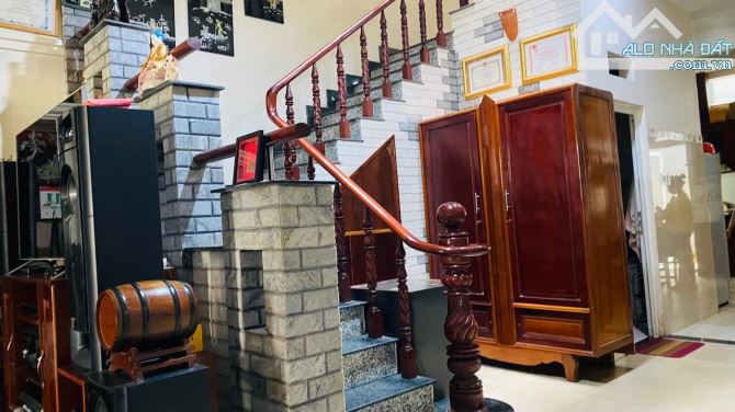 Bán nhà mặt phố P An Phú đường Lương Định Của Quận 2 cũ gần Trường Học 100m2 18.5 tỷ - 9