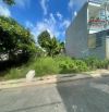 Bán miếng đất 180m2 đường Dương Công Khi shr giá 2 tỷ 980