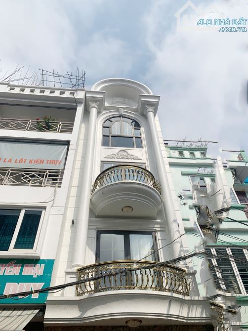 Bán nhà xây mới khu phân lô Thư Trung 2 gần đường 30m Văn Cao. DT 60m2 x 5T Thang Máy