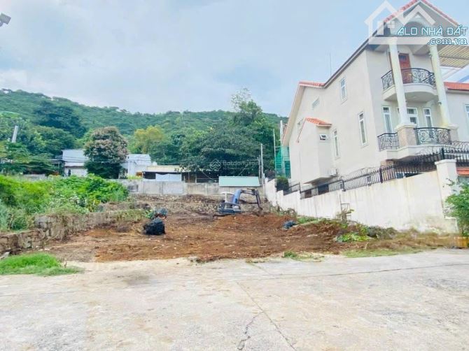 BÁN ĐẤT GÓC 2 MẶT TIỀN (VIBA + LÊ NGỌC HÂN) DT 360M2 GIÁ 20 TỶ - GẦN BIỂN P1 VŨNG TÀU - 4