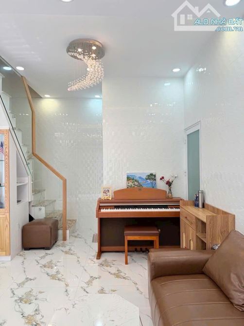 🔥🔥🏠 LÊ VĂN SỸ HẺM XE HƠI THÔNG CỰC ĐẸP 💫6.3*7 💫47m2 CN ĐỦ - 2 TẦNG 3PN 3WC FULL NỘI T