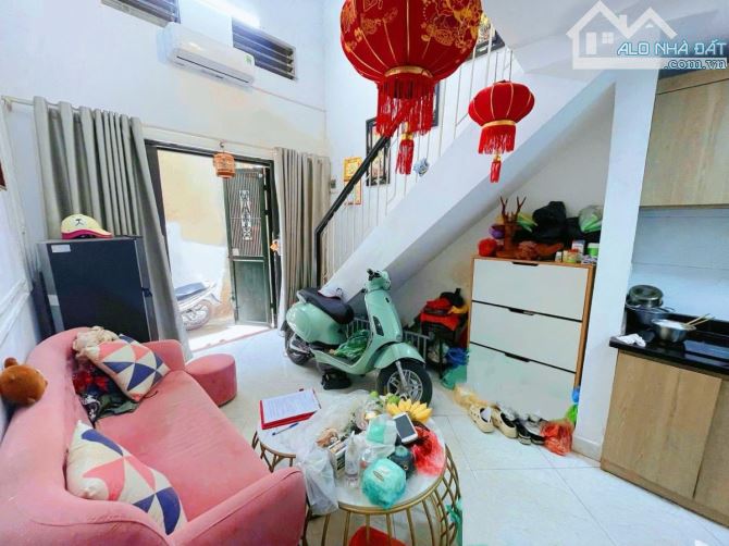 Giảm chào cực sâu 300tr cần bán gấp nhà Tôn Đức Thắng - Đống Đa 22m2 4 tầng chỉ 4.2 tỷ