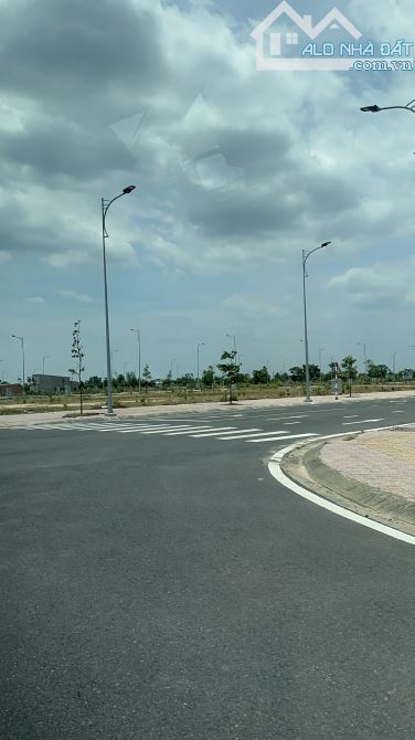 Đất nền liền kề KCN Nhơn Trạch, pháp lý rõ ràng, 138m2 chỉ 1.1 tỷ