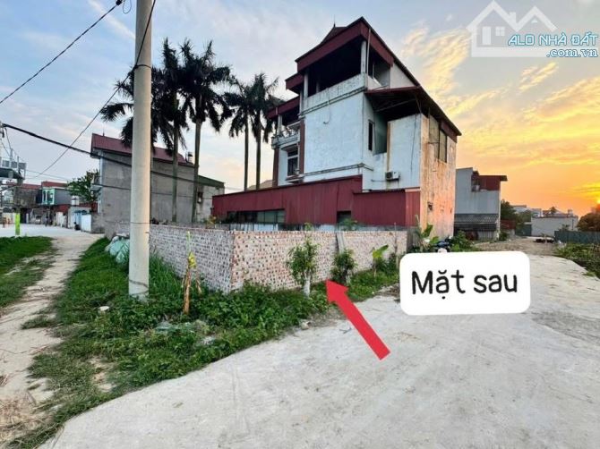 Giãn dân Xuân Nộn Đông Anh , lô góc , 3 thoáng , ô tô tránh thông bàn cờ