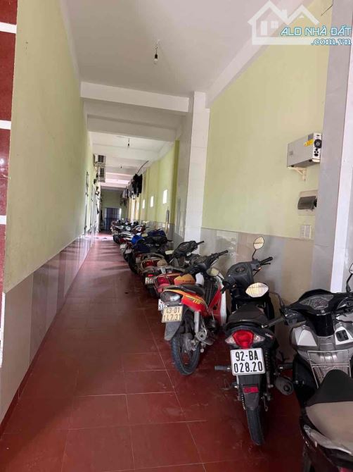 TÒA CĂN HỘ DT KHỦNG GẦN 300M2 CÓ 30P DT 75TR/THÁNG PHAN VĂN ĐỊNH GIÁ CHỈ 15.5 TỶ
