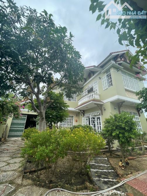 BÁN BIỆT THỰ 2 TẦNG BÙI THẾ MỸ – VỊ TRÍ KIM CƯƠNG TẠI HÒA HẢI, NGŨ HÀNH SƠN, ĐÀ NẴNG