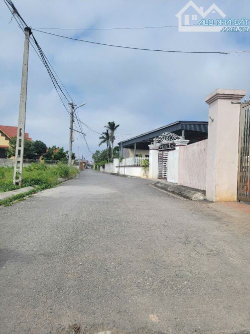 Chỉ với hơn 9xxtr  bạn sở hữu lô đất mặt đường nhựa hơn 4m tại phường Bàng La .Q Đồ Sơn .