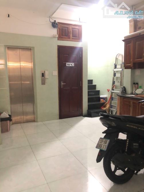 BÁN NHÀ  MẶT TIỀN VÍP Q1.TRẦN  KHÁNH DƯ. 4X11,5. 4 TẦNG.THANG MÁY HĐT 40 TRIỀU.GIÁ 14 TỶ.