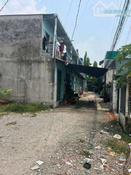 CẦN BÁN GẤP DÃY TRỌ GIÁ RẺ 140M2.SHR .ĐANG CHO THUÊ 10TR/THÁNG