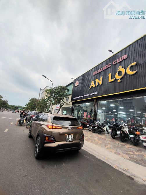 MTKD căn góc 80m2 vị trí VIP ngay công viên Nguyễn Văn Lượng hơn 13TTL
