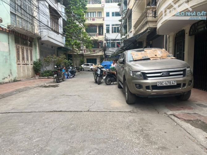 PHÂN LÔ Ô TÔ TRÁNH HỒNG HÀ-THÔNG VÒNG QUANH-63M2*4T-GiÁP HOÀN KIẾM-CHO THUÊ VĂN PHÒNG-SÁ