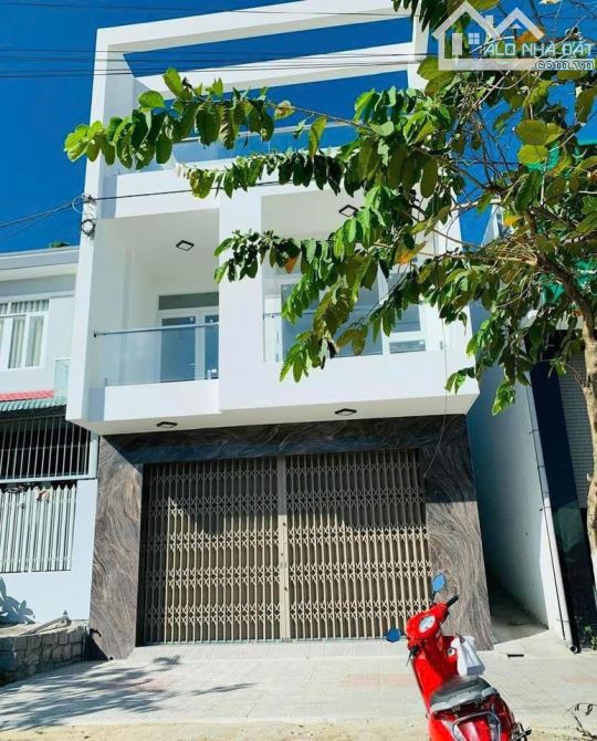 Bán Nhà 3 Tầng Mặt Tiền Võ Nguyên Giáp