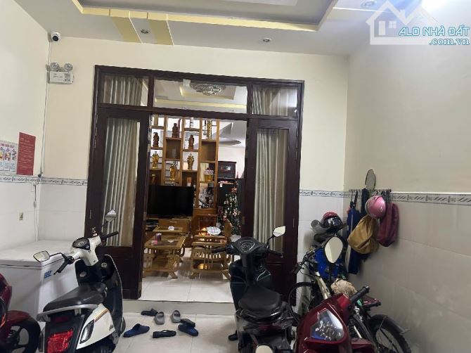 nhà 4 tầng BTCT tăng nhơn phú b. quận 9 - chỉ 7.5 tỷ TL