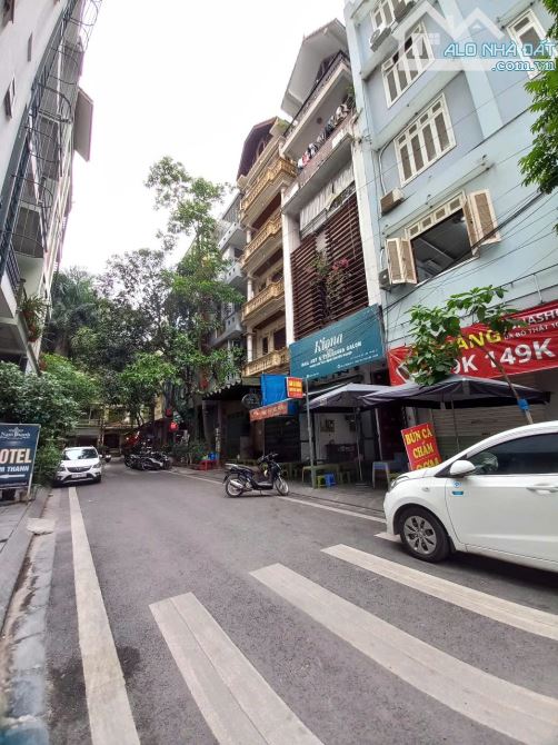 BÁN NHÀ THANH XUÂN, PHÂN LÔ OTO TRÁNH, VỈA HÈ KINH DOANH ĐỈNH, DT63M2 MẶT TIỀN RỘNG, 27.X