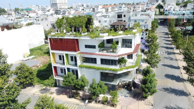 Bán Nhà Góc 2 Mặt Tiền 10M x 20M, gần Võ Thị Sáu P. Thống Nhất, gần Trường Nầm Non Á Châu