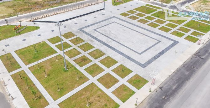 Bán đất đối diện quảng trường và trường THCS, đất sạch sổ đỏ 100%, giá CĐT An Điền Phát