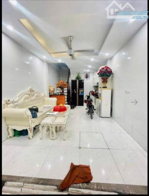 Trung tâm Đống Đa – Mua 1 được 2 – 50m ra ô tô – ngõ thông kinh doanh