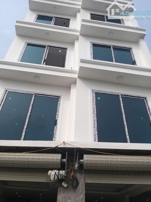 Bán nhà 5 tầng Yên Nghĩa Hà Đông, ô tô tránh, mới vào ở luôn, chỉ 5 tỷ