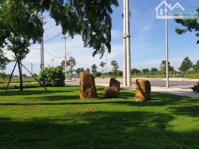 Bán đất khu dịch vụ hỗn hợp VSIP Quảng Ngãi giá tốt nhất thị trường - 1