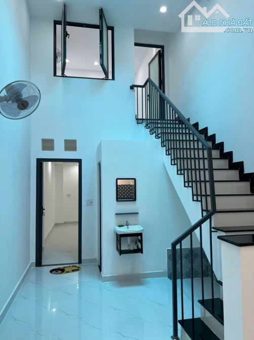 Trung tâm Gò Vấp-85m2 1 trệt+ 1 lửng, dòng tiền 100 triệu/năm, gía chỉ nhỉnh 5 Tỷ - 1