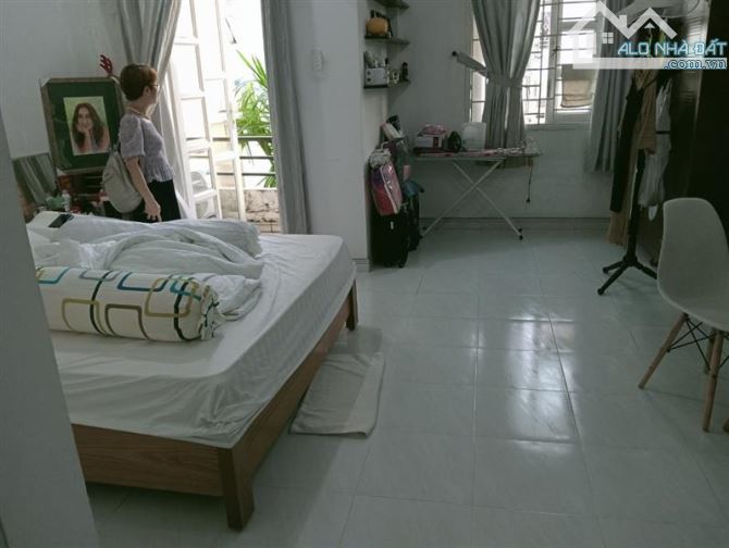 Bán Nhà mặt tiền Bình TRƯNG Đông TT Q2 - 1