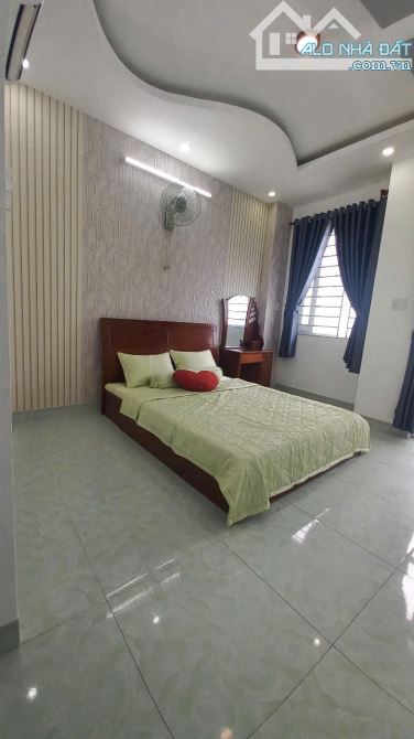 Cần bán ngay căn nhà mới vị trí cực đẹp Bùi Quang Là P12, Gò Vấp - 1
