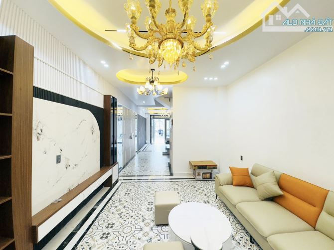 Bán nhà xây mới khu phân lô Thư Trung 2 gần đường 30m Văn Cao. DT 60m2 x 5T Thang Máy - 1