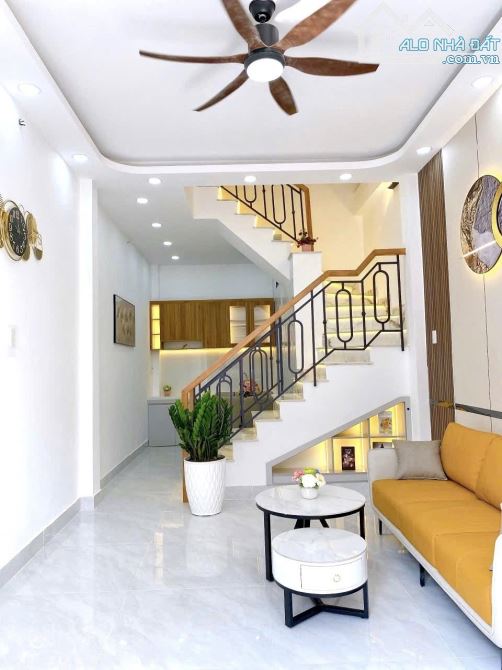 3.7❌10M, BÁN NHÀ 3 TẦNG, HXH, 1/ LÊ ĐỨC THỌ, P13 GÒ VẤP, 5.x TỶ - 1