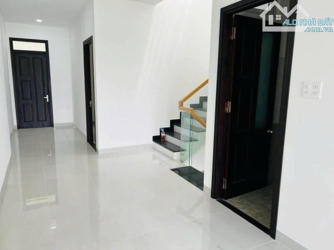 Bán Nhà 3 Tầng Mặt Tiền Võ Nguyên Giáp - 1