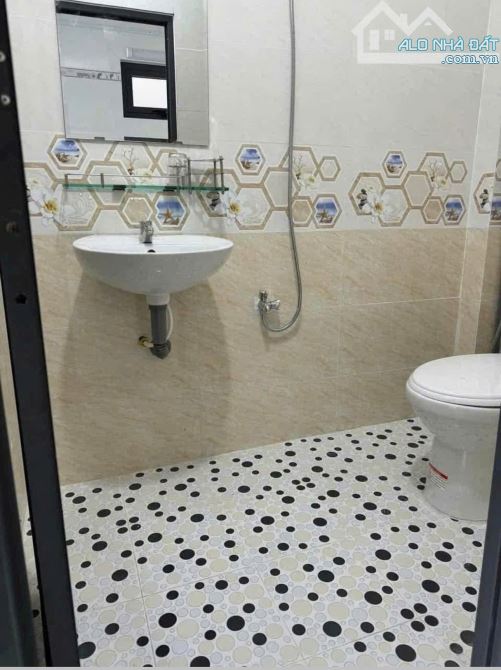Cần tiền bán gấp dãy trọ 5 phòng ở Tô Ký,Thới Tam Thôn,Hóc Môn ,Sổ Hồng Riêng ,850triệu - 1