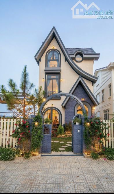 Bán Villa cao cấp 400m2 thiết kế hiện đại, ngang 16m, thu nhập cao KQH An Sơn P.4 Đà Lạt - 1