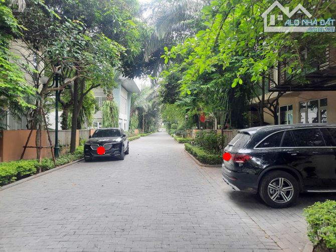Cho thuê biệt thự Palm Garden Việt Hưng, 150m2 x 4 tầng, 28tr/t - 1
