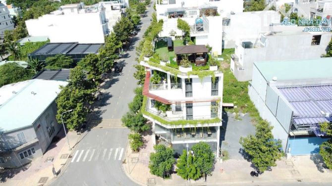 Bán Nhà Góc 2 Mặt Tiền 10M x 20M, gần Võ Thị Sáu P. Thống Nhất, gần Trường Nầm Non Á Châu - 1
