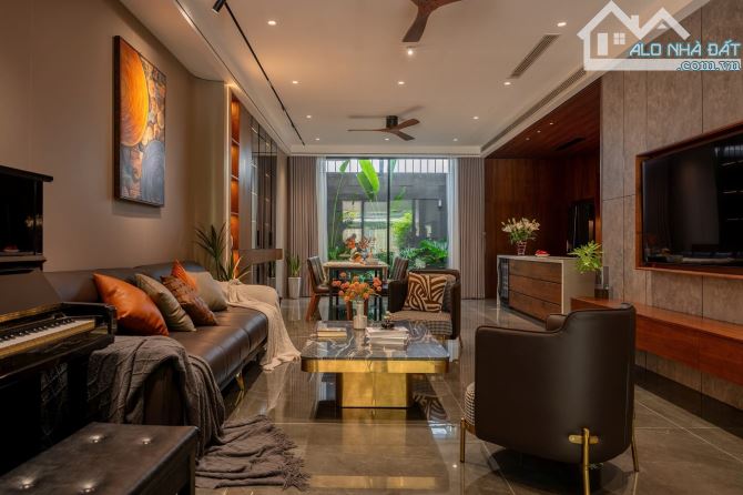 Bán nhà phố Tứ Liên, Tây Hồ, 1 nhà ra mặt phố, Thang Máy,  DT 86m2 x 5 tầng Chỉ 15.5 tỷ - 1