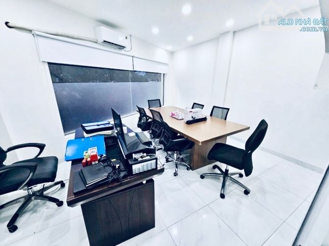 Mặt tiền Phạm Văn Đồng P.3 GV - 4 tầng 42m2 ngang 5,4m - Nhỉnh 11 tỷ - 1
