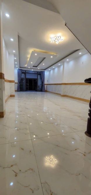 🏆 HÀNG HIẾM - HÀNG VIP 🚗 HẺM XE HƠI 🌟 Lý Tự Trọng 🌟 83m² 🌟 4 TẦNG 🌟 6PN - 1