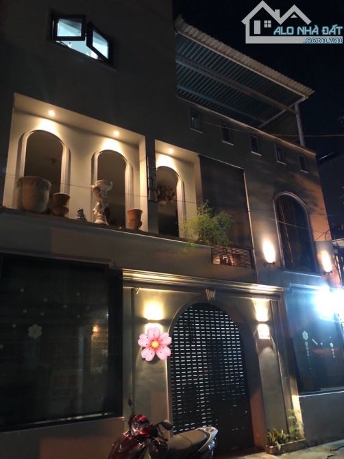 NHÀ  PHỐ SIÊU ĐẸP CHỈ   7.5 TỶ CHO NHÀ 9 PHÒNG NGỦ NGAY QUANG TRUNG❌ - 1
