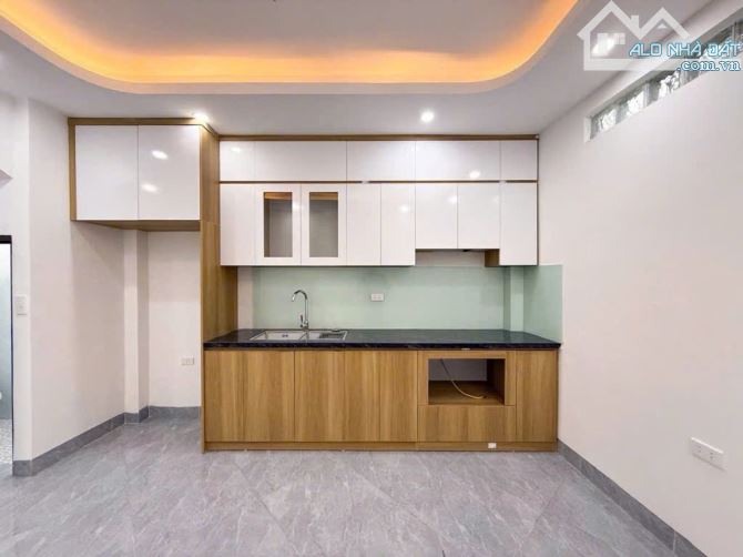 Cần bán nhà 5 tầng DT 48m2  Phú Diễn–cách oto tránh chỉ hơn 10m– giá chỉ hơn 7 tỷ - 1