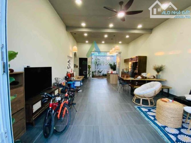 CHO THUÊ BIỆT THỰ ĐƯỜNG MAI CHÍ THỌ - 200 M² -2 PN -GIÁ 15 TRIỆU PHÙ HỢP NHIỀU LOẠI HÌNHKD - 1