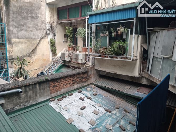 Bán nhà mặt phố Hàng Bông, Lãi được 796 tỷ - DT 391m2, MT 15,2m, Giá 229 tỷ - 2