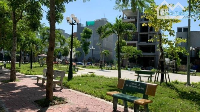 Ms Linh_ siêu hiếm lô đất hướng Đông Nam vị trí đẹp ngay trong khu phân lô sau quận ủy - 2