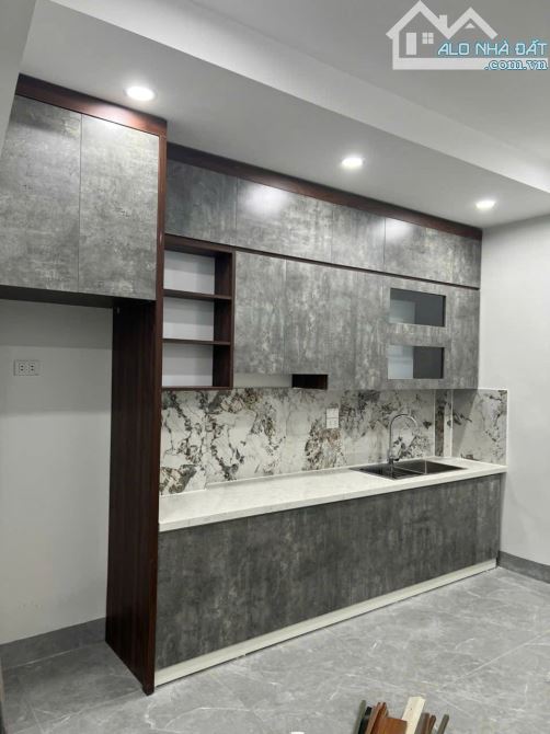 CỰC HIẾM cần bán nhà 2 mặt ngõ Đường Láng, Đống Đa, 50m2, 10.9 tỷ - 2