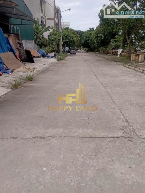 chủ cần bán lô đất gần nhà hàng vũ bảo - 2