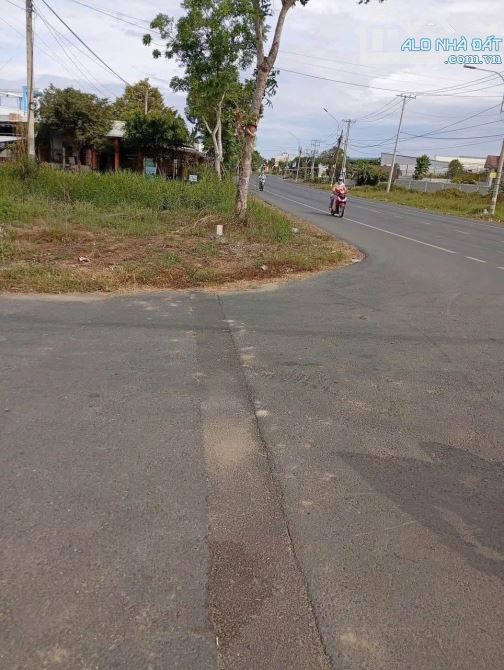 BÁN ĐẤT XÂY TRỌ MẶT TIỀN 7x25 BẾN LỨC, LONG AN 1 TỶ 2 - 2