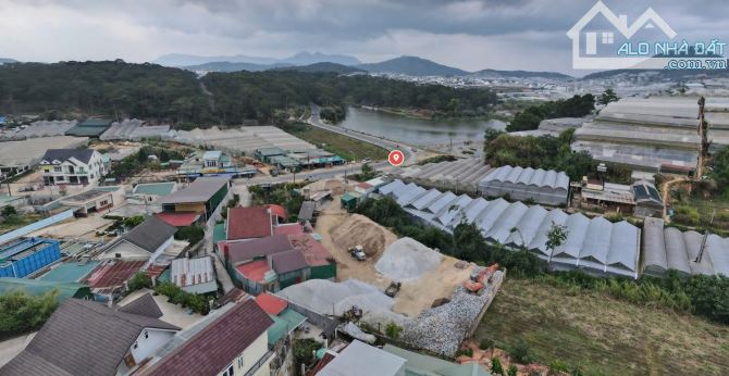 Cần bán 520m2 đất XD Nam Hồ - view hồ view ray xe lửa - 22 tỷ - 2