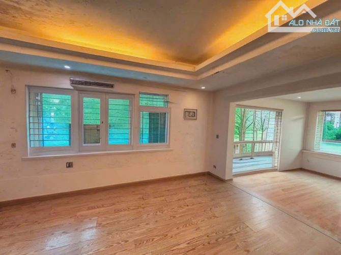 NGỌC LÂM – VIEW HỒ TAI TRÂU – 3 MẶT THOÁNG – Ô TÔ VÒNG QUANH – KINH DOANH – 65M2 - MT 4.5M - 2